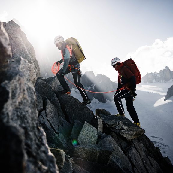 Sacs à dos de randonnée de haute montagne PEAK LIGHT 38 S