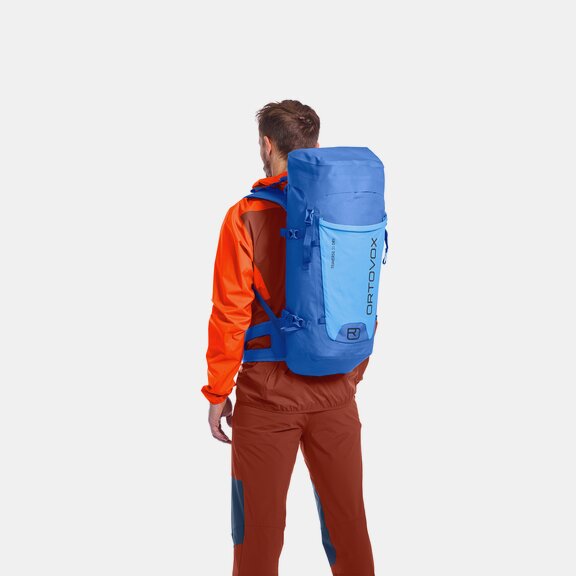 Mountaineering backpacks TRAVERSE 30 DRY