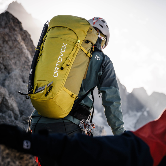 Zaini da alpinismo PEAK LIGHT 38 S