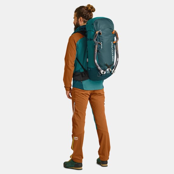 High alpine tour backpacks PEAK LIGHT 40 