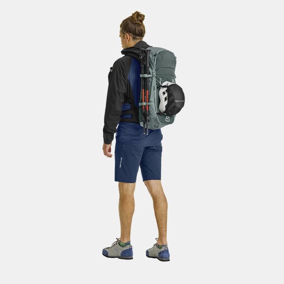 Mountaineering backpacks TRAVERSE 30