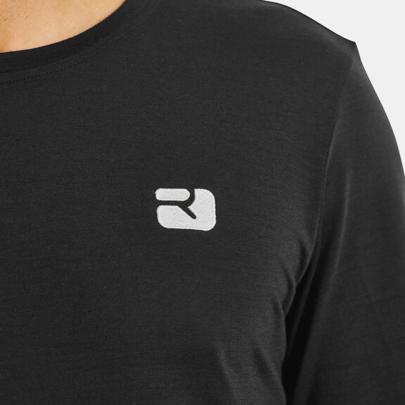 T-Shirts 150 COOL LOGO TS M