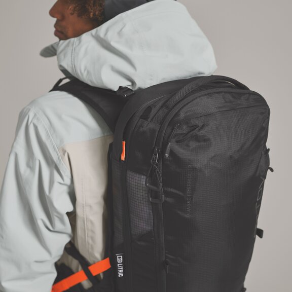 Elektronische Lawinenrucksäcke AVABAG LITRIC FREERIDE 18