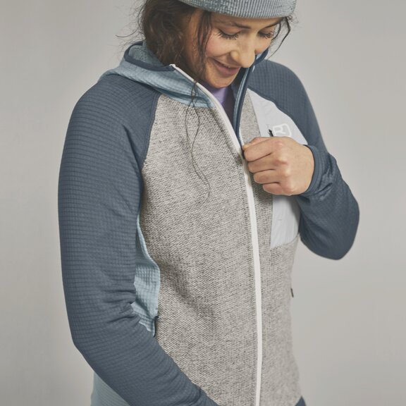 Hoodies FLEECE GP CLASSIC KNIT HOODY W
