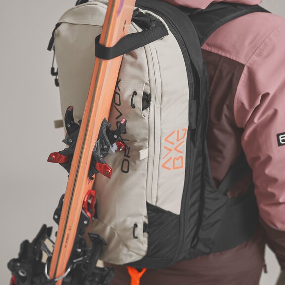 Electronical avalanche backpacks AVABAG LITRIC FREERIDE 16S