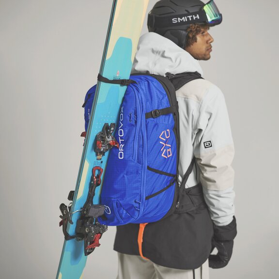 Electronical avalanche backpacks AVABAG LITRIC TOUR 40