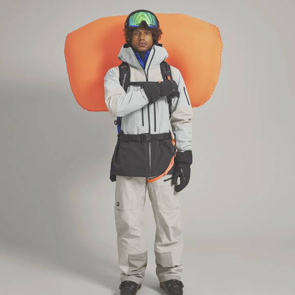 Electronical avalanche backpacks AVABAG LITRIC TOUR 40