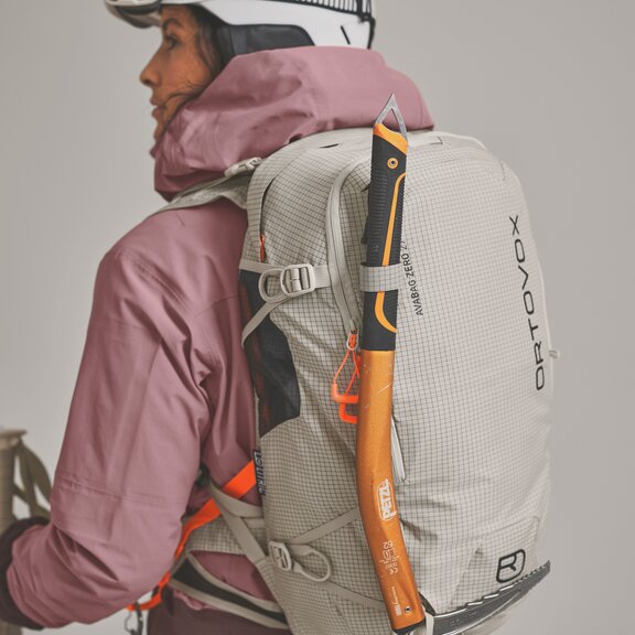 Electronical avalanche backpacks AVABAG LITRIC ZERO 27