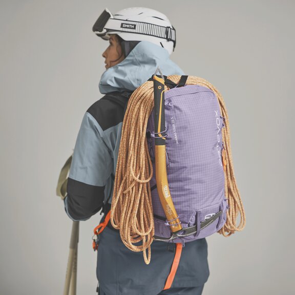 Electronical avalanche backpacks AVABAG LITRIC TOUR 28S