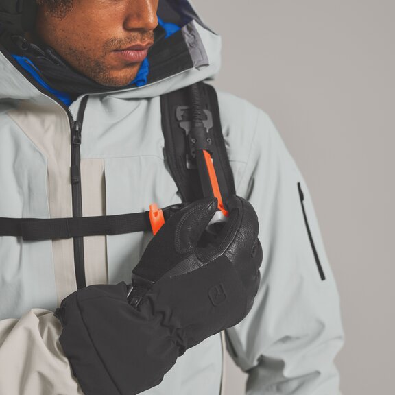 Electronical avalanche backpacks AVABAG LITRIC FREERIDE 18 
