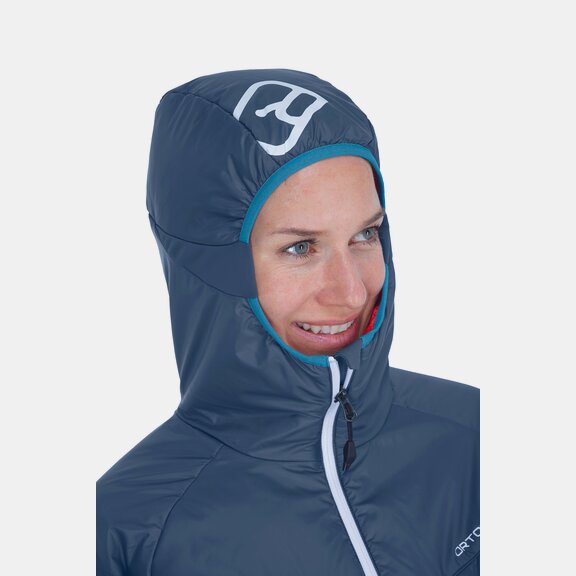 Insulating Jackets LAVARELLA JACKET W