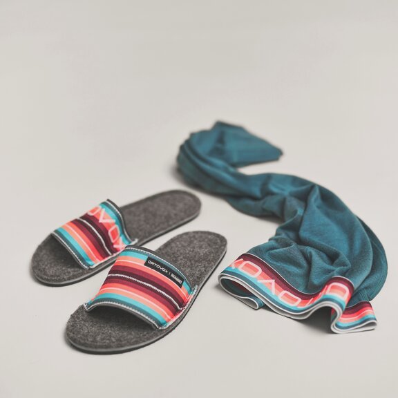 Accessories MAGIC HUT SHOES