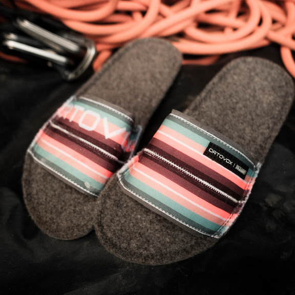 Accessories MAGIC HUT SHOES